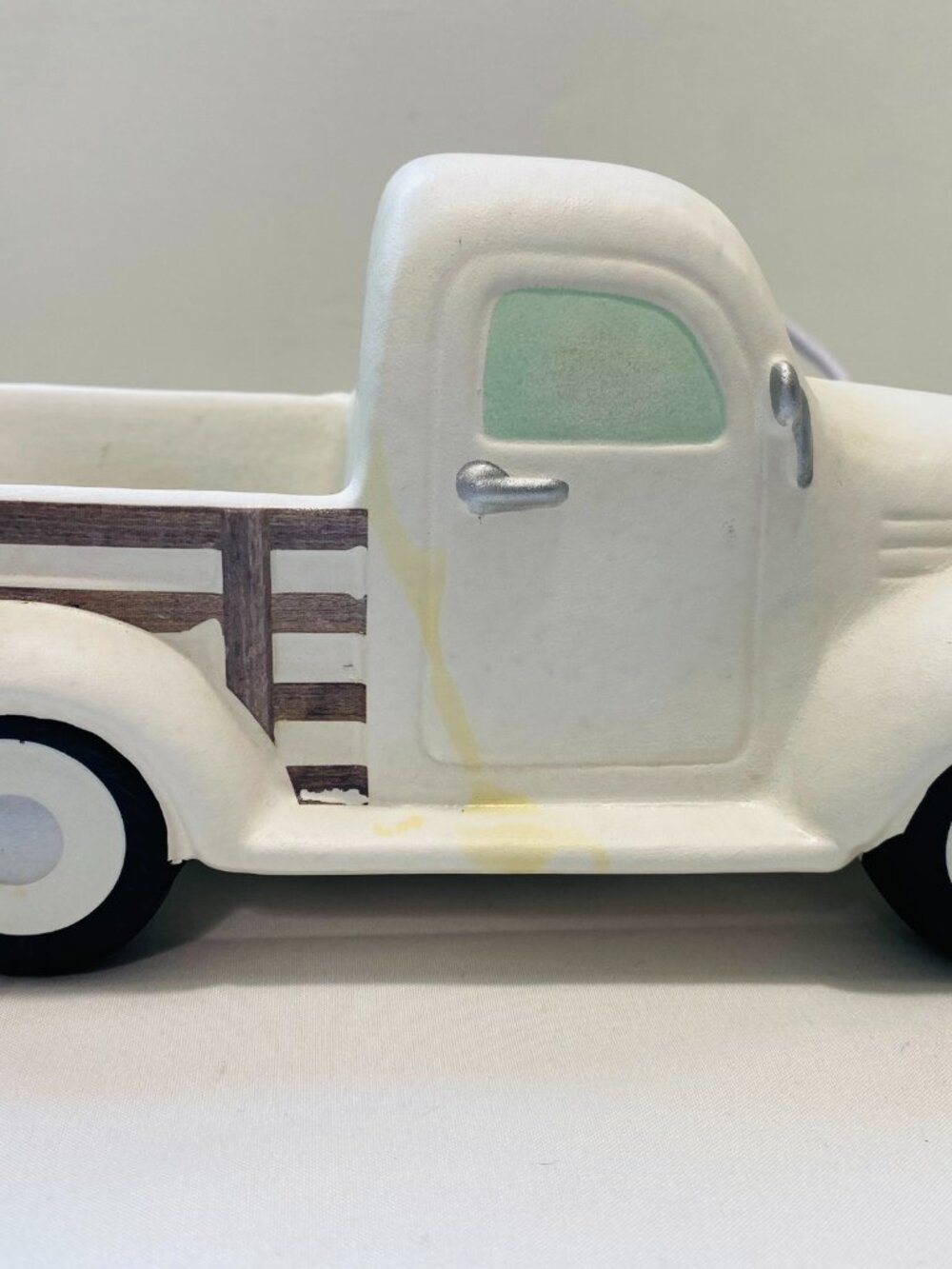ScentSationals White Pickup Truck Wax Warmer LED Headlite Fall Pumpkin/Christmas - Picture 4 of 8